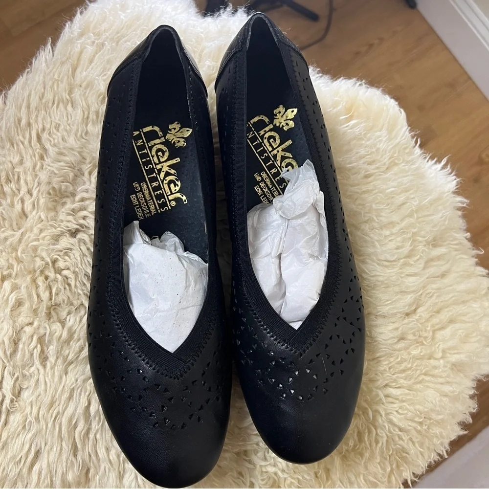 RIEKER ANTISTRESS Black Wedge Slip-on Shoes with Laser Cut Design. Size 39